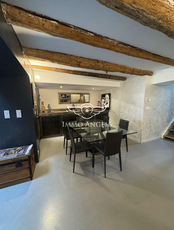 Maison - 150 m² - 4 pièces