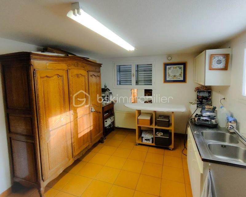 Propriété - 167 m² - 7 pièces