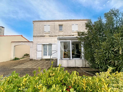 Maison - 130 m² - 4 pièces