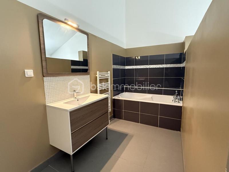 Appartement - 113 m² - 4 pièces