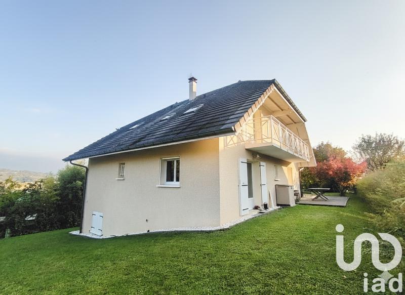 Maison - 213 m² - 7 pièces