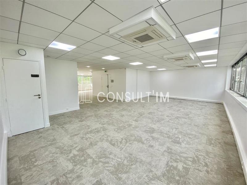Bureau - 459 m²