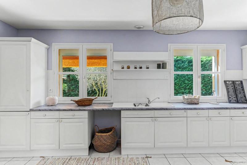 Maison - 199 m² - 6 pièces