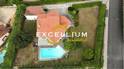 Maison - 121 m² - 5 pièces