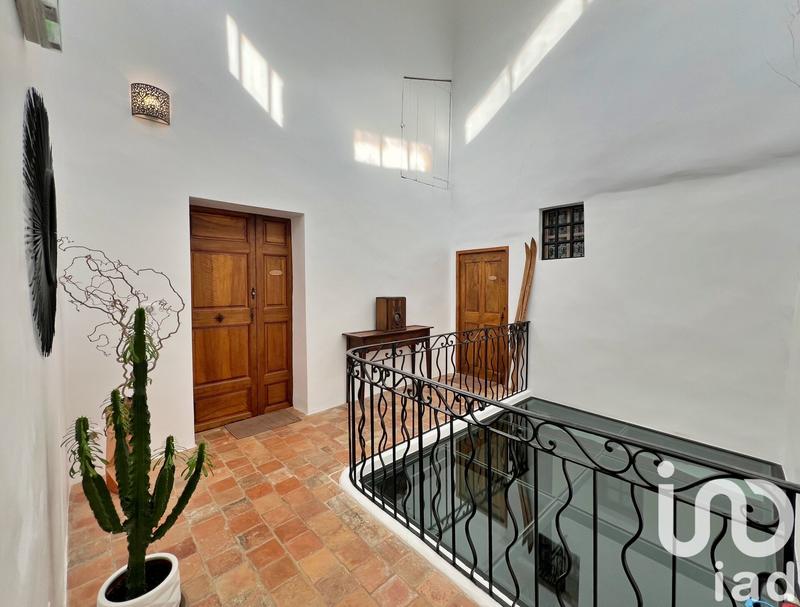 Maison - 400 m² - 10 pièces