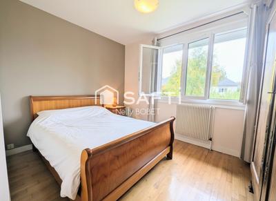 Maison - 120 m² - 7 pièces