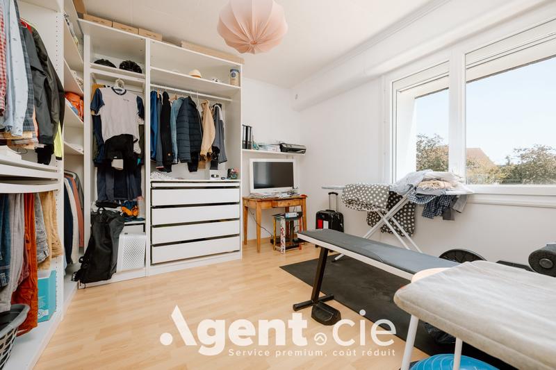 Maison - 143 m² - 7 pièces