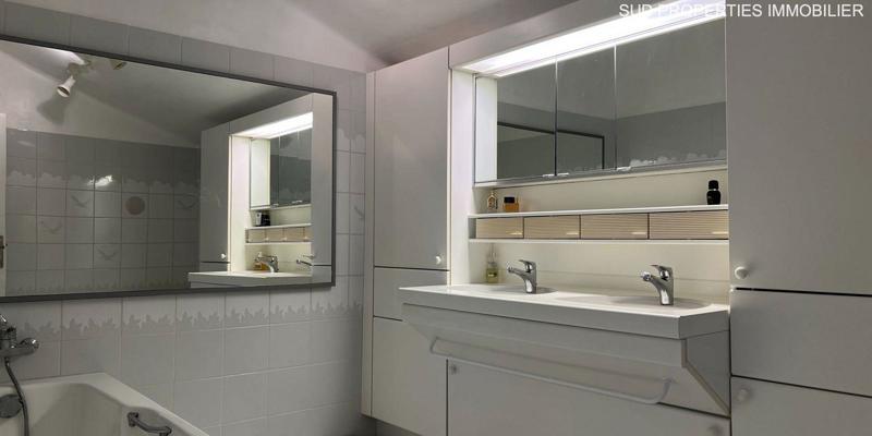 Mas - 300 m² - 7 pièces