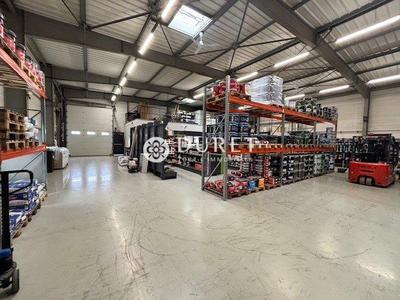 Local d'activités - 400 m²