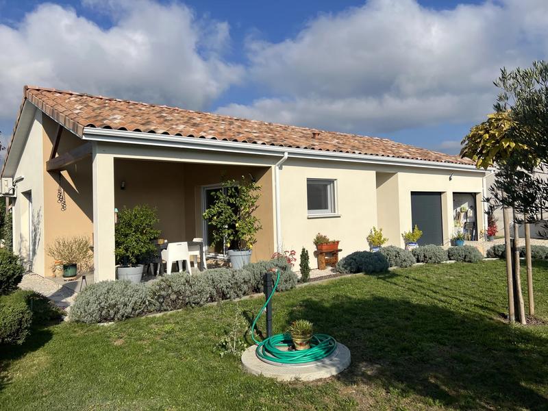 Maison - 110 m² - 4 pièces