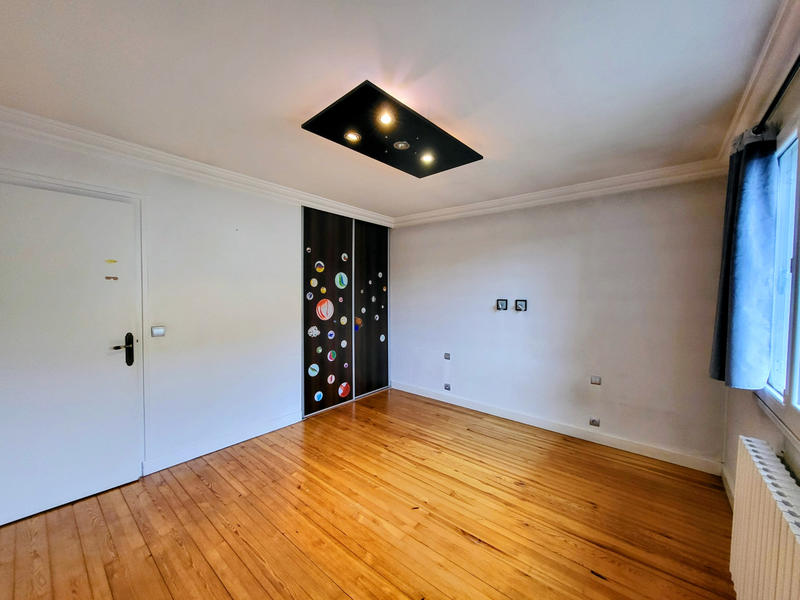 Maison - 105 m² - 5 pièces