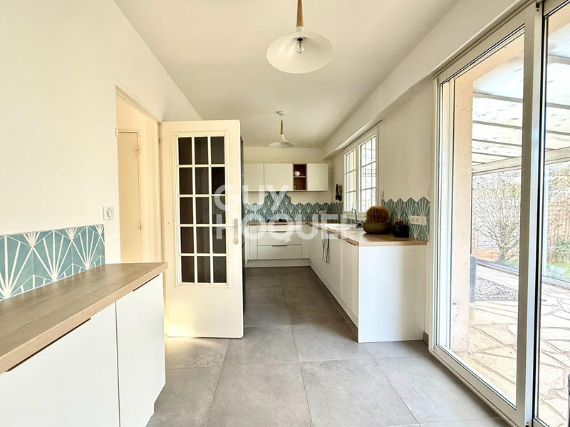 Maison - 95 m² - 4 pièces