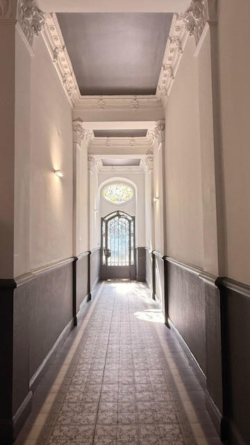 Appartement - 182 m² - 6 pièces