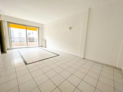 Appartement - 32 m² - 1 pièce