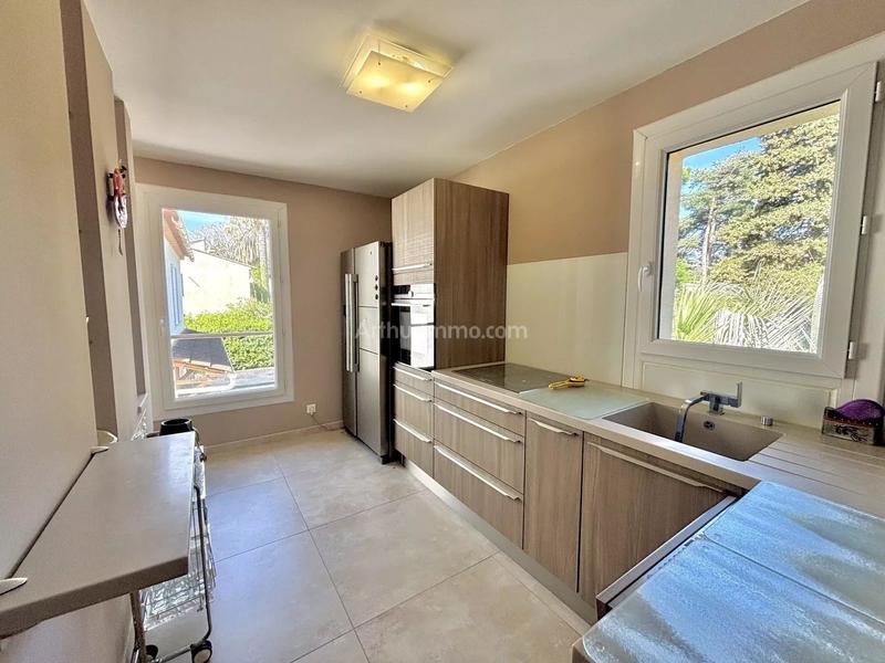 Maison - 97 m² - 5 pièces