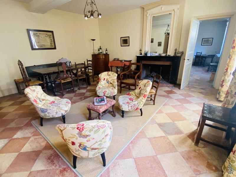 Maison de maîtres - 400 m² - 14 pièces