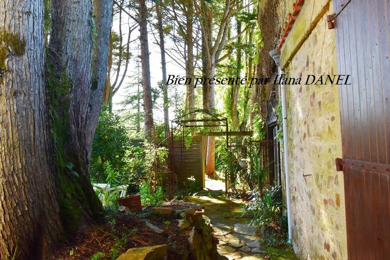 Maison - 177 m² - 8 pièces