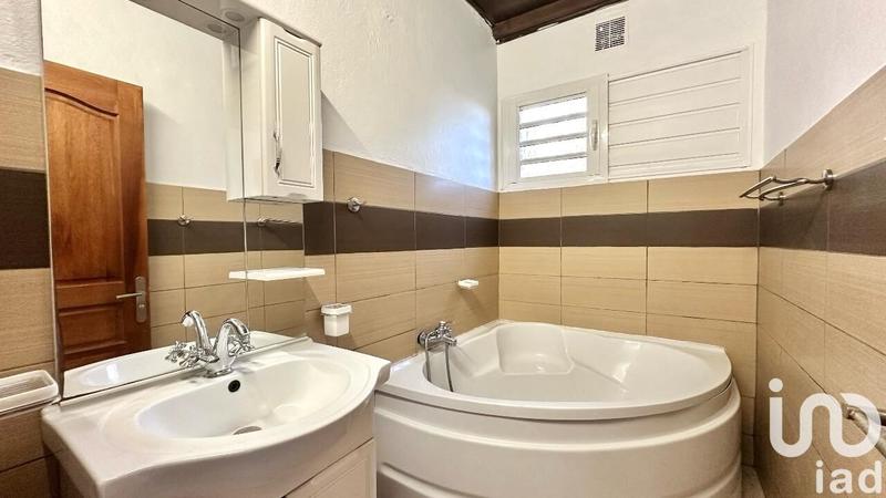 Maison - 215 m² - 11 pièces