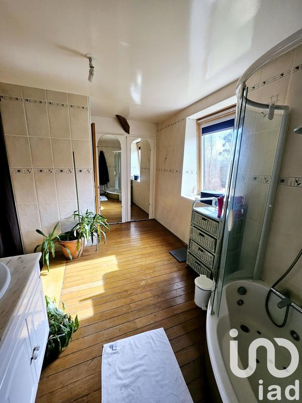 Maison - 360 m² - 10 pièces