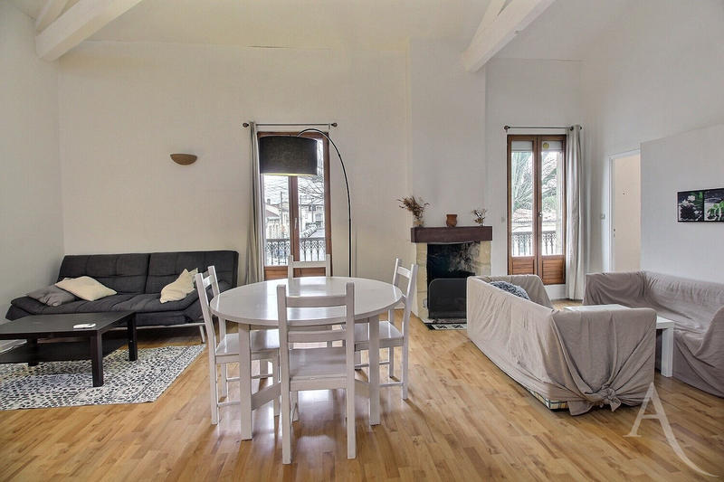 Appartement - 74 m² - 3 pièces