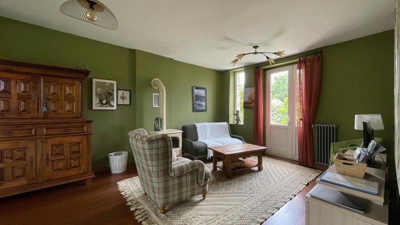 Maison - 102 m² - 6 pièces