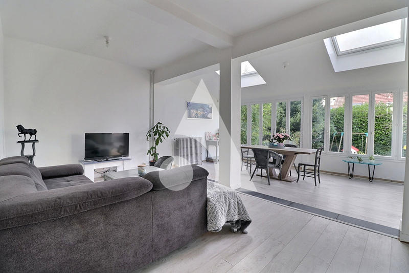 Maison - 115 m² - 4 pièces