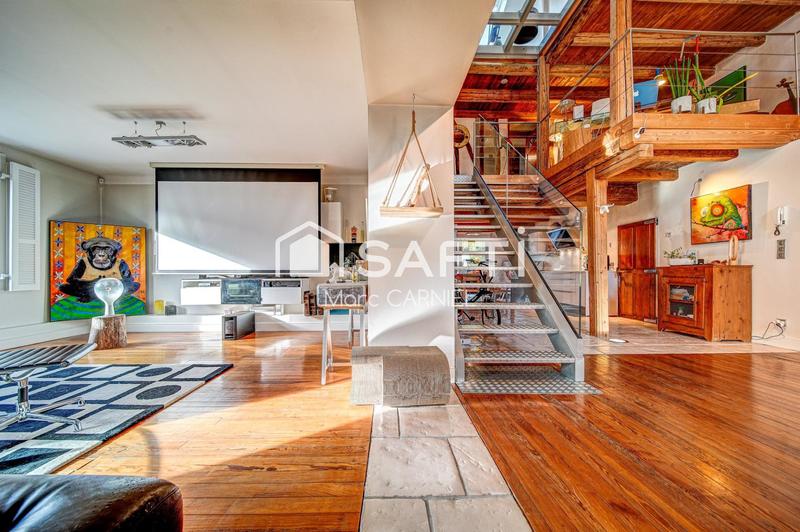 Maison - 335 m² - 11 pièces