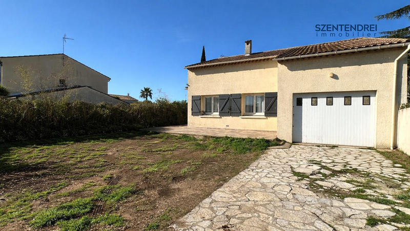 Maison - 155 m² - 6 pièces