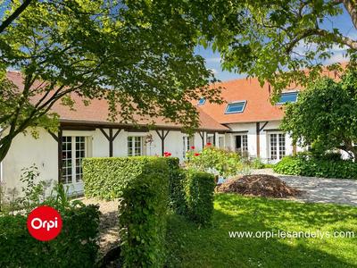 Maison - 180 m² - 8 pièces