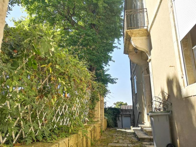 Maison de ville - 283 m² - 7 pièces