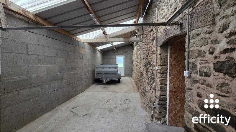 Maison - 96 m² - 5 pièces