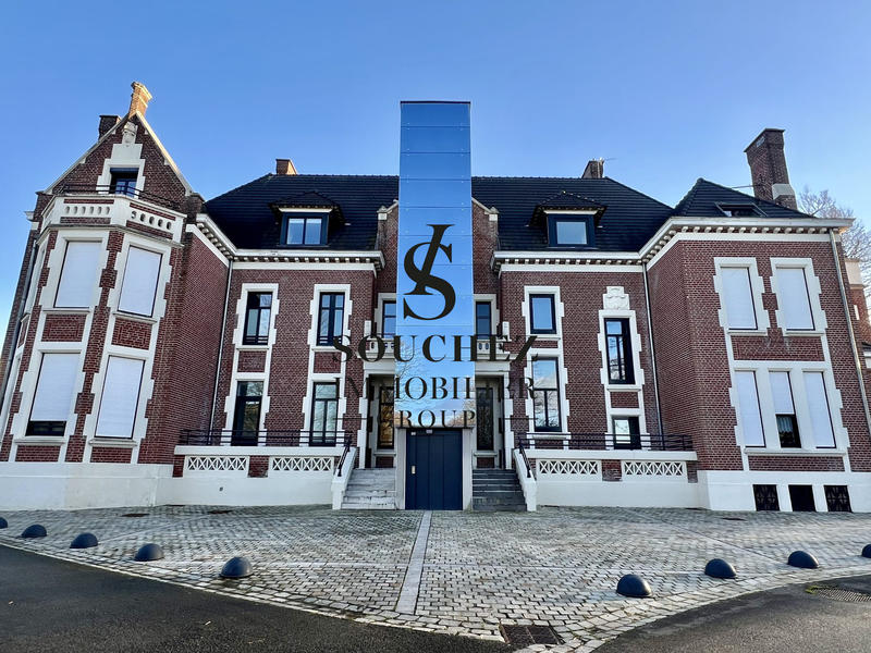 Appartement - 120 m² - 7 pièces