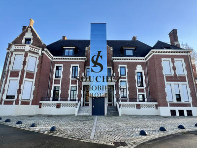 Appartement - 120 m² - 7 pièces