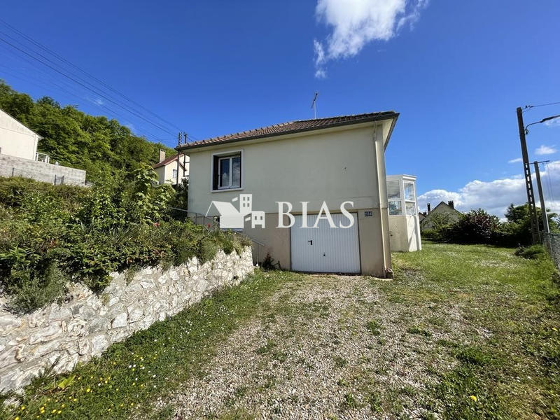 Maison - 92 m² - 5 pièces