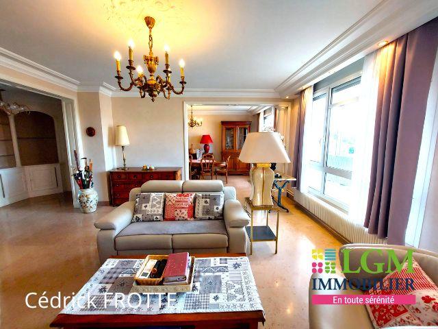 Appartement - 134 m² - 5 pièces
