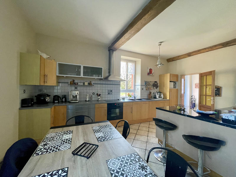 Maison - 284 m² - 7 pièces