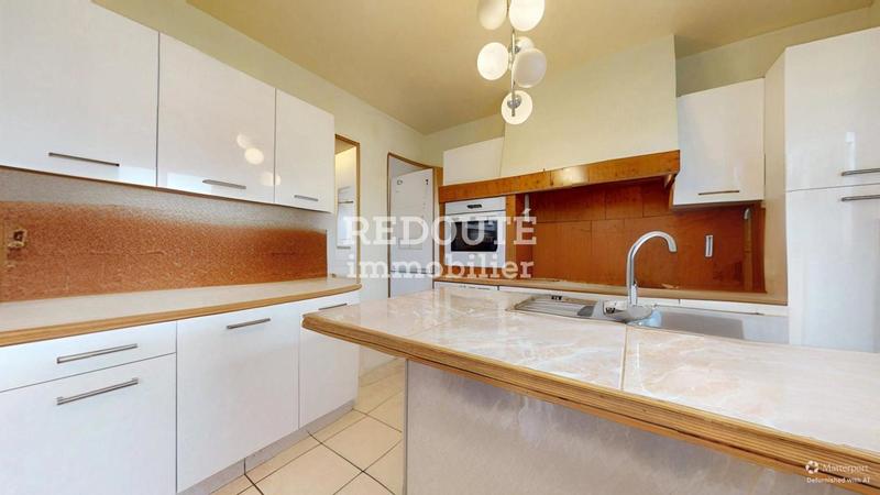 Maison - 98 m² - 5 pièces