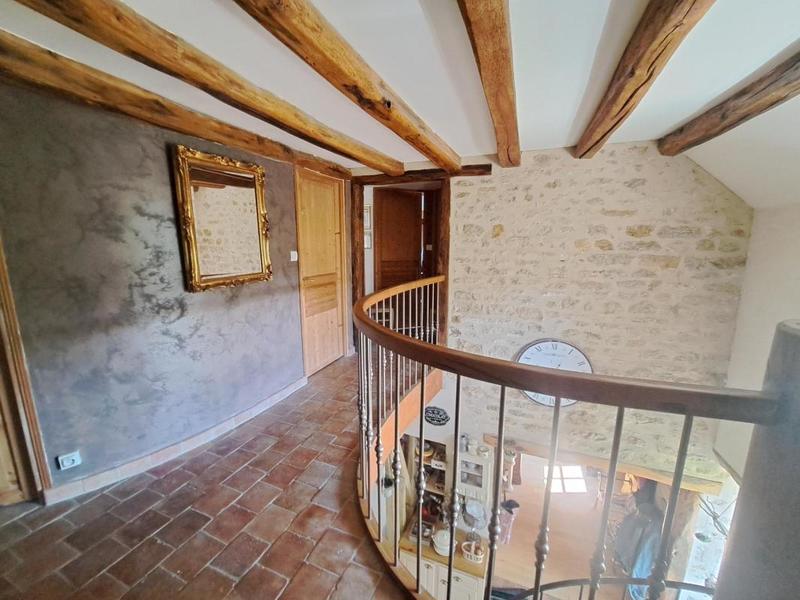 Maison de campagne - 230 m² - 8 pièces