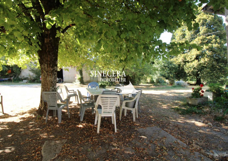 Maison - 200 m² - 6 pièces