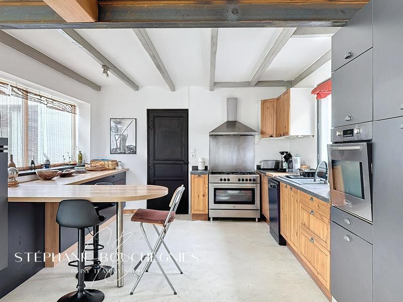 Maison - 176 m² - 7 pièces