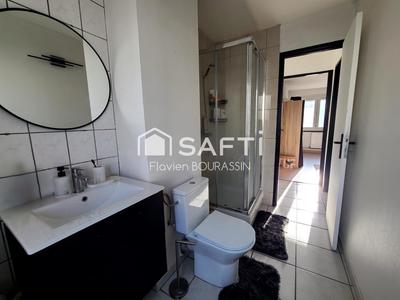 Appartement - 64 m² - 4 pièces