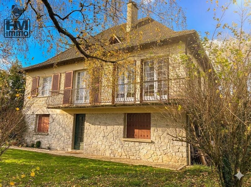 Maison - 164 m² - 8 pièces