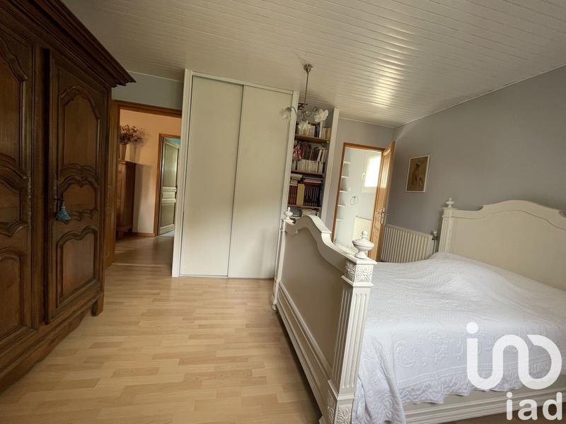 Maison - 237 m² - 7 pièces