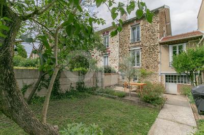 Maison - 70 m² - 4 pièces