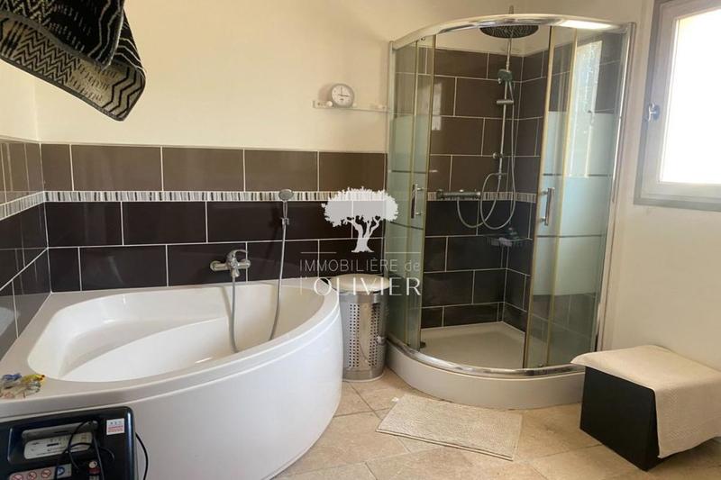 Propriété - 270 m² - 7 pièces