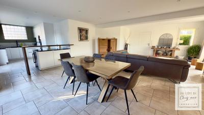 Maison d'architecte - 250 m² - 9 pièces