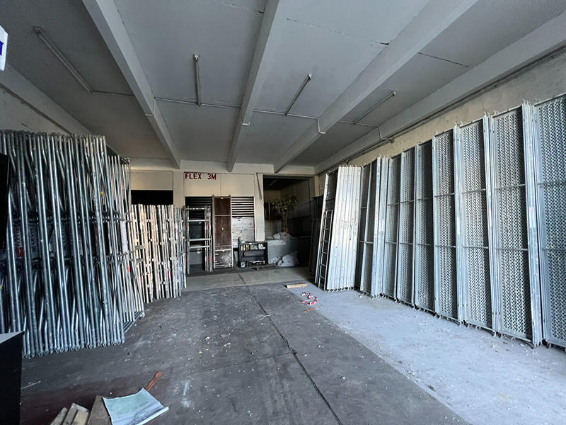 Local d'activité / Entrepôt - 660 m²