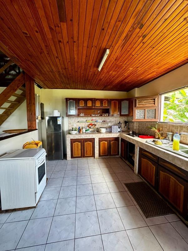 Maison - 180 m² - 6 pièces