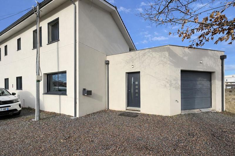 Maison - 105 m² - 4 pièces