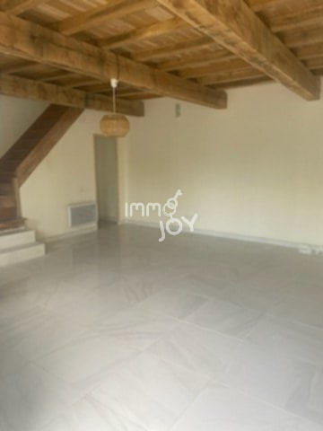 Maison de village - 70 m² - 3 pièces